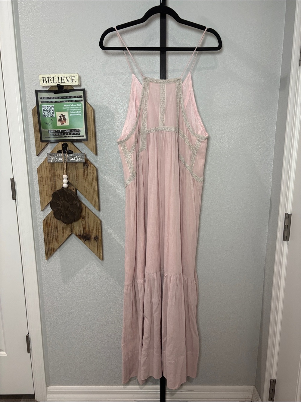 Elegant Pink Maxi Dress - Picture 3 of 6